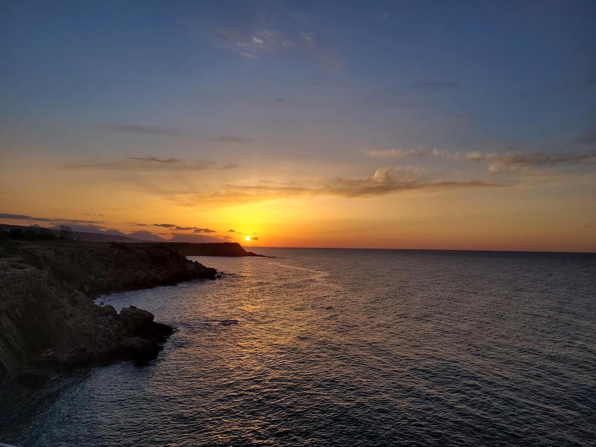 Sea And Mountain View Beachfront Penthouse Yali 외부 사진